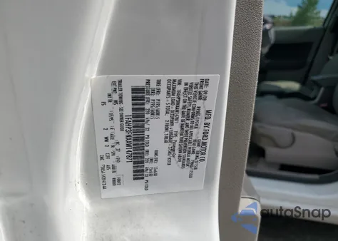 2010 Ford Focus Se из США, поврежденный, VIN 1FAHP3FNXAW147871